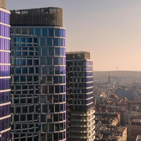 Urban Global, 12th Floor No 23a, Free Garage, Self Check-in, No Deposit Katowice