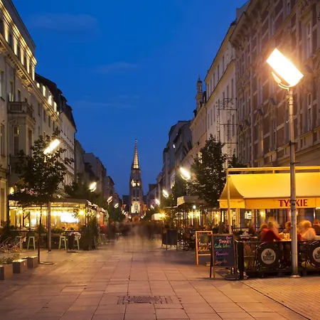 Urban Global, 12th Floor No 23a, Free Garage, Self Check-in, No Deposit Apartament