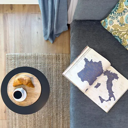 Urban Global, 12th Floor No 23a, Free Garage, Self Check-in, No Deposit