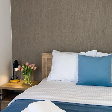Urban Global, 12th Floor No 23a, Free Garage, Self Check-in, No Deposit Apartment Katowice
