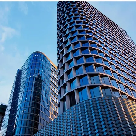 Urban Global - 12th Floor No 23- Air Condition - Balcony - Free Garage * Katovice