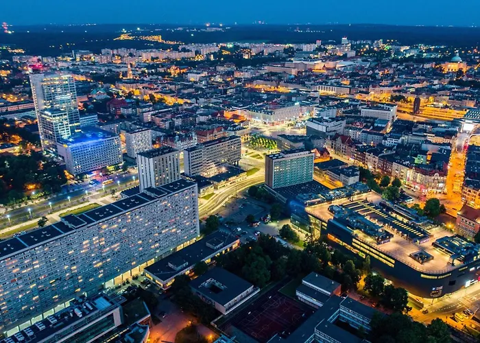 Urban Global, 12th Floor No 23a, Free Garage, Self Check-in, No Deposit *