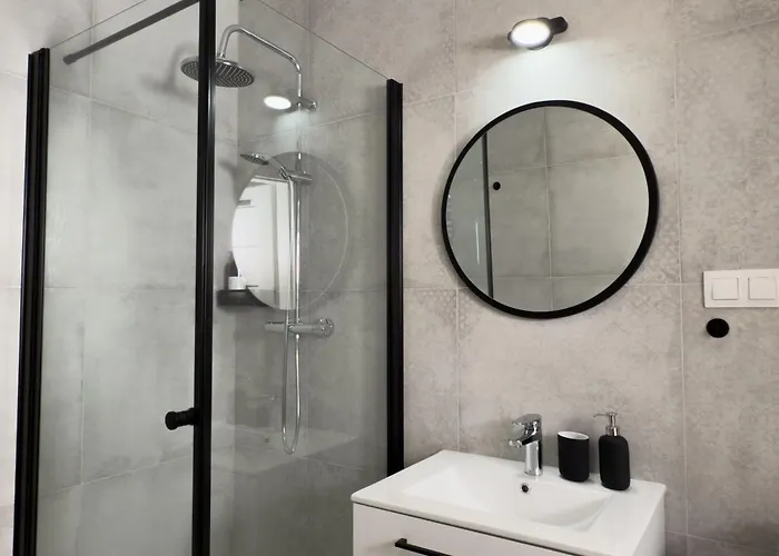 Urban Global, 12th Floor No 23a, Free Garage, Self Check-in, No Deposit דירה