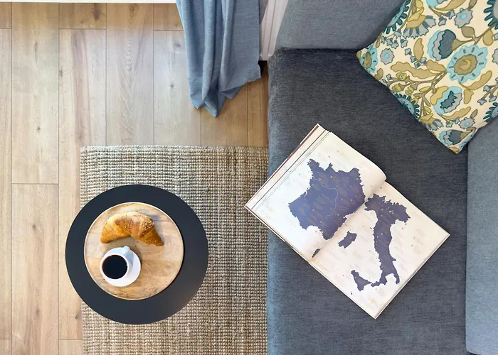 Urban Global, 12th Floor No 23a, Free Garage, Self Check-in, No Deposit