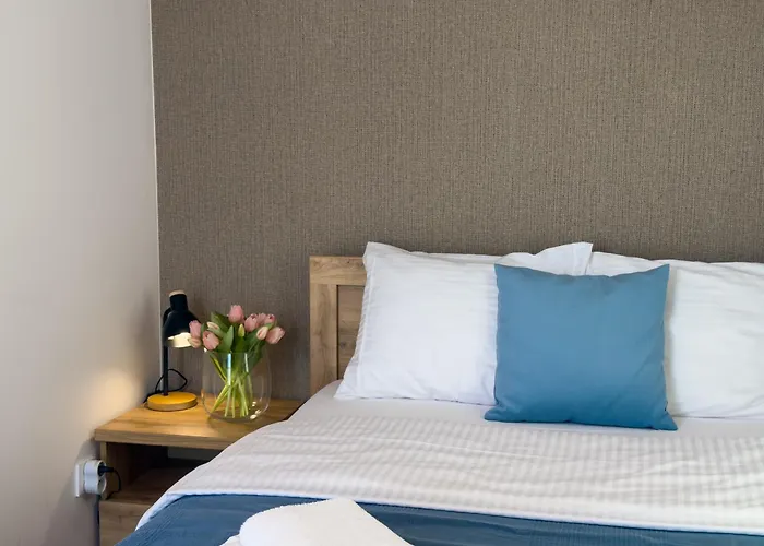 Urban Global, 12th Floor No 23a, Free Garage, Self Check-in, No Deposit شقة كاتوفيتسه